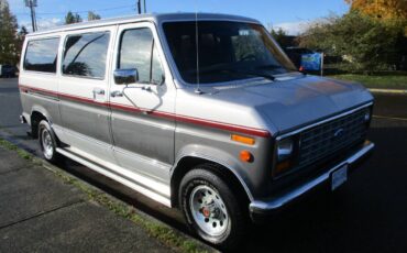 Ford-econoline-club-wagon-1991-blue-1
