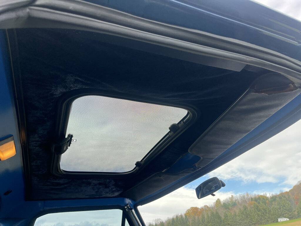 Ford-f-150-1978-blue-18