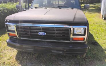 Ford-f-150-1985-black-11