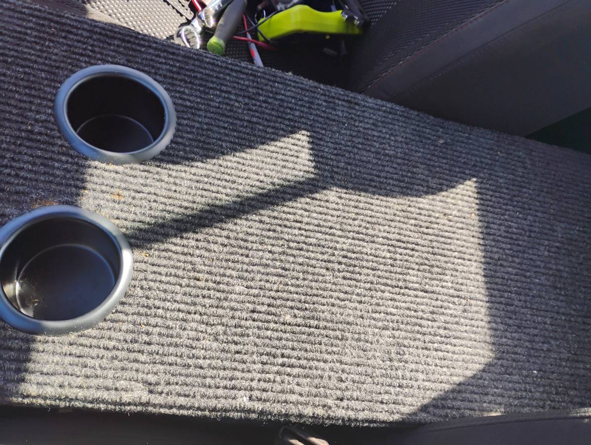 Ford-f-150-1985-black-3