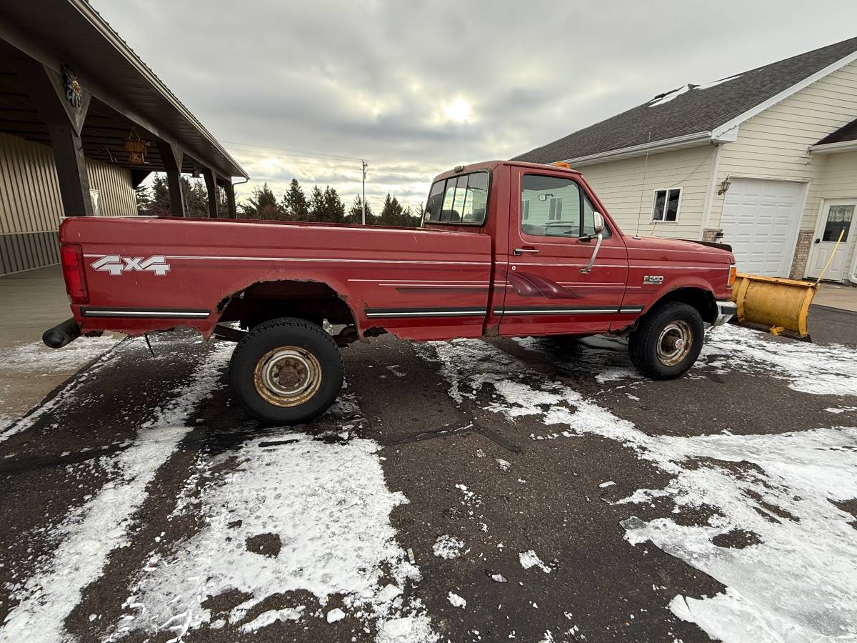Ford-f-250-1992-red-7