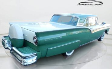 Ford-fairlane-sunliner-1957-green-10