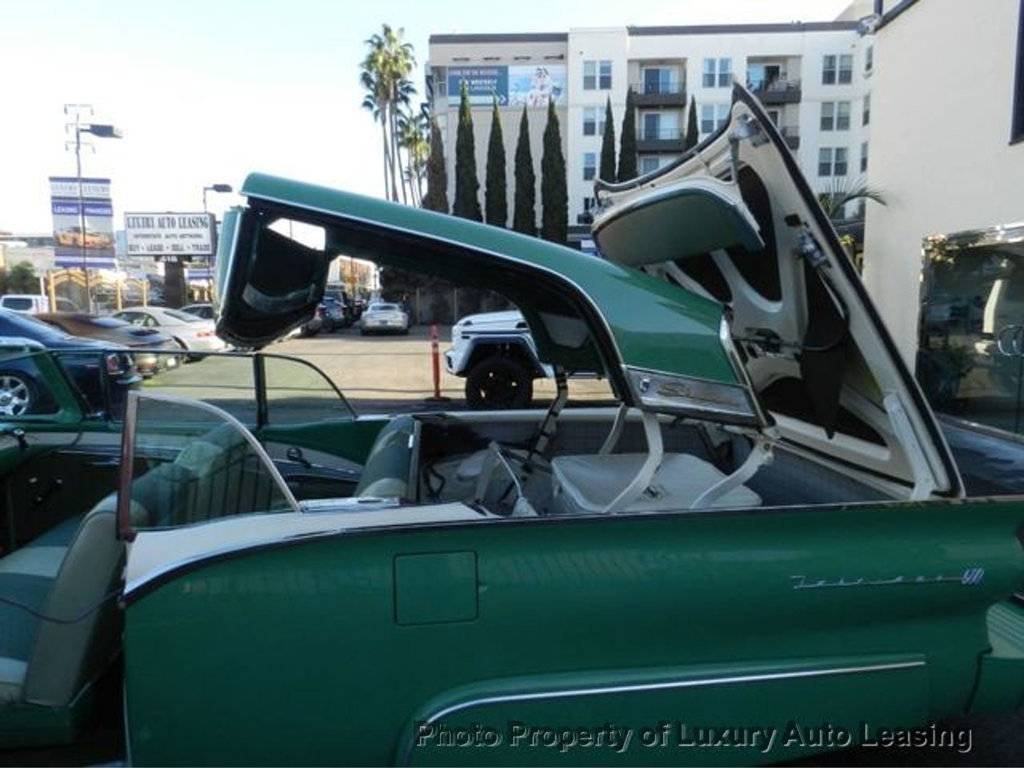 Ford-fairlane-sunliner-1957-green-14