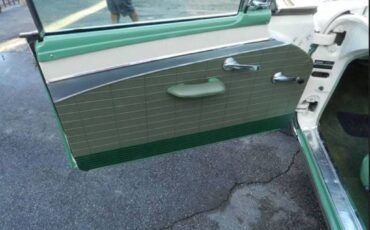 Ford-fairlane-sunliner-1957-green-20