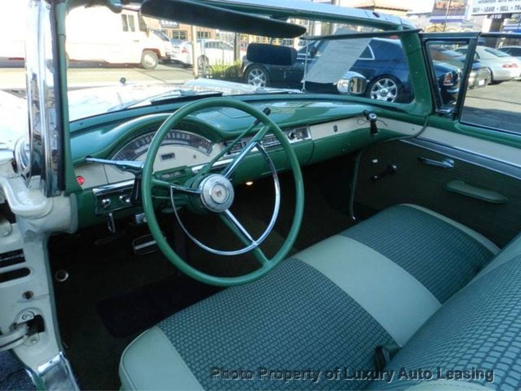 Ford-fairlane-sunliner-1957-green-22
