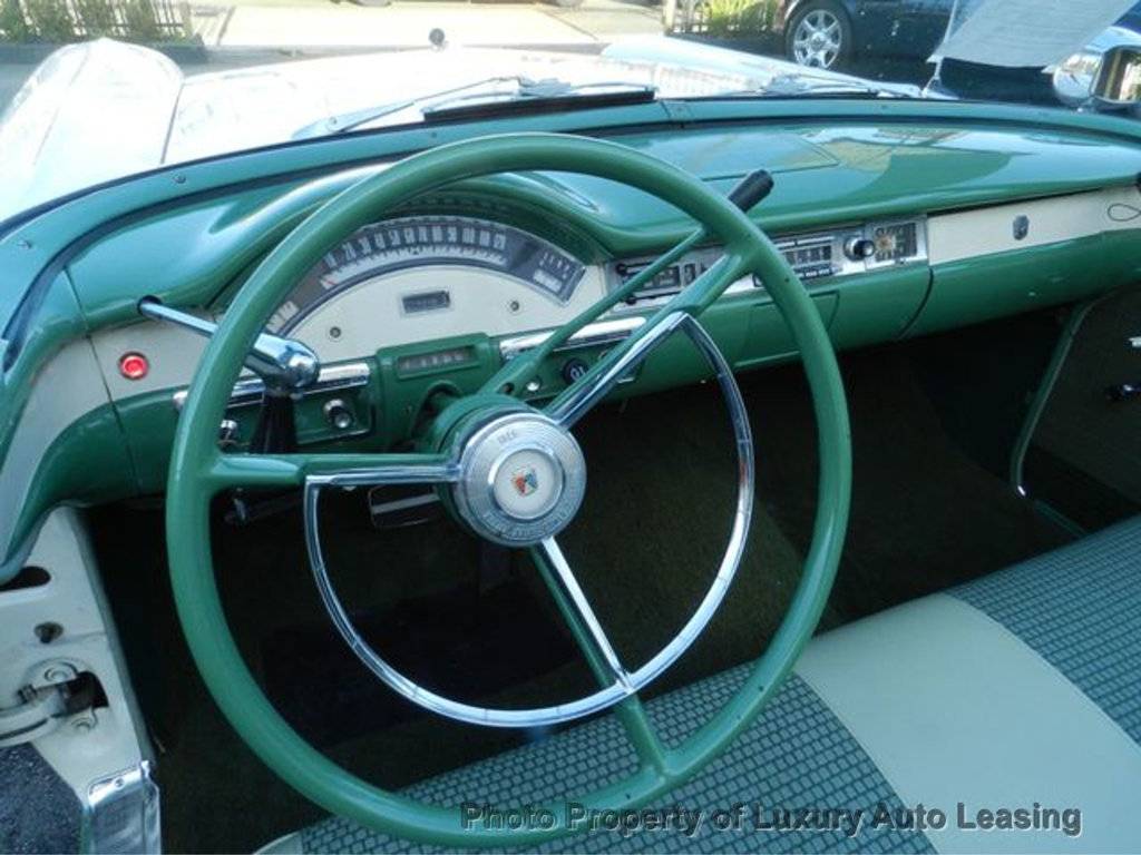 Ford-fairlane-sunliner-1957-green-23