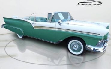 Ford-fairlane-sunliner-1957-green