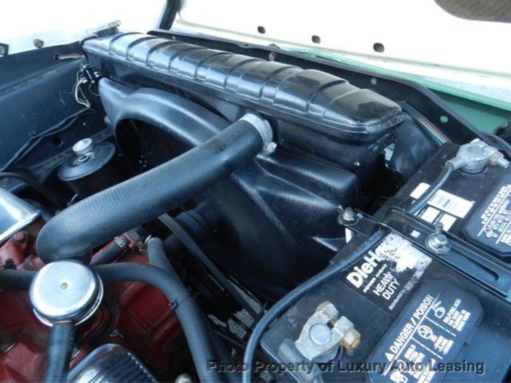 Ford-fairlane-sunliner-1957-green-4