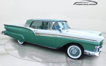 Ford-fairlane-sunliner-1957-green-9