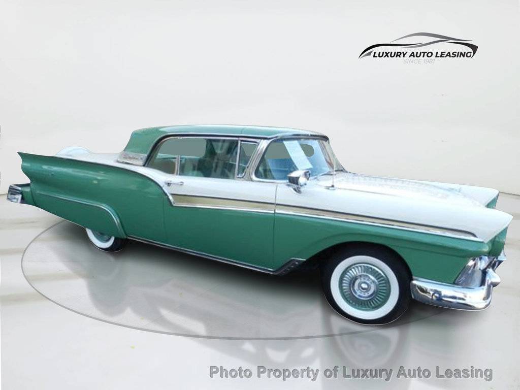 Ford-fairlane-sunliner-1957-green-9