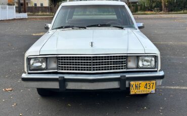 Ford-fairmont-1978-white-2