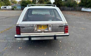 Ford-fairmont-1978-white-4