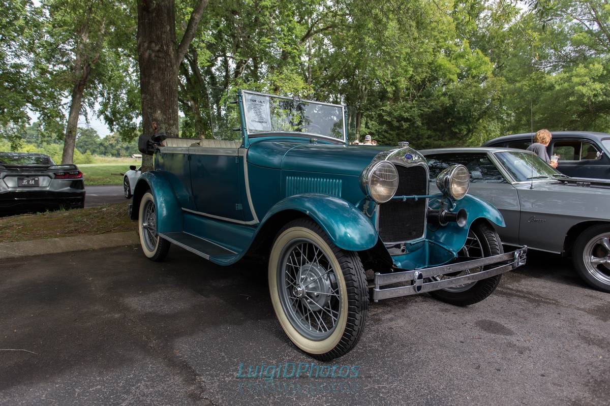 Ford-model-a-phaeton-1928-blue-6