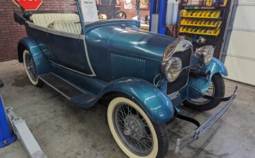 Ford-model-a-phaeton-1928-blue-9