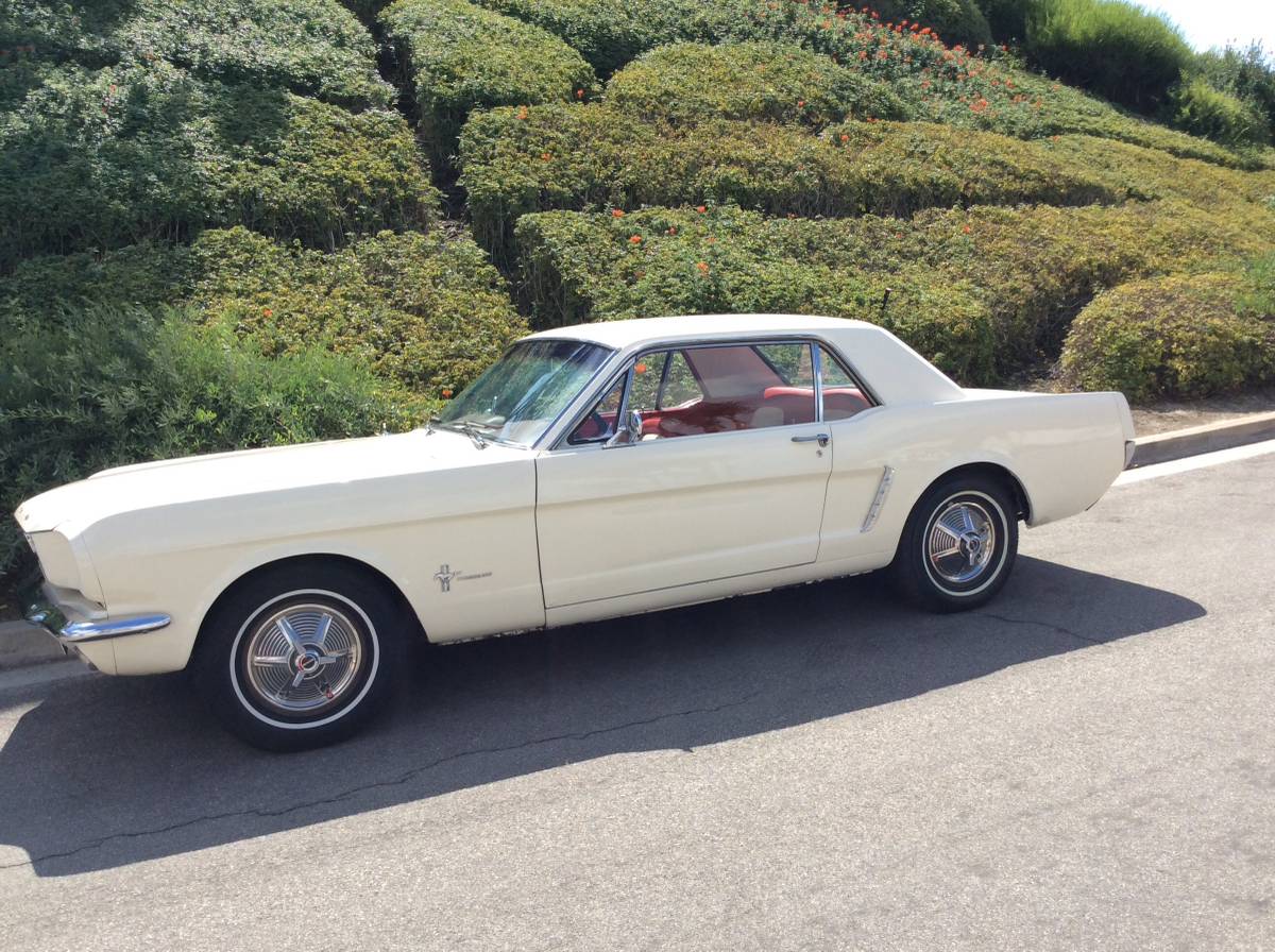 Ford-mustang-1965-white-20