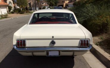 Ford-mustang-1965-white-22