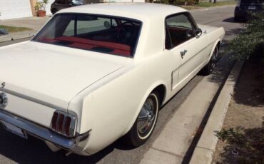 Ford-mustang-1965-white-23