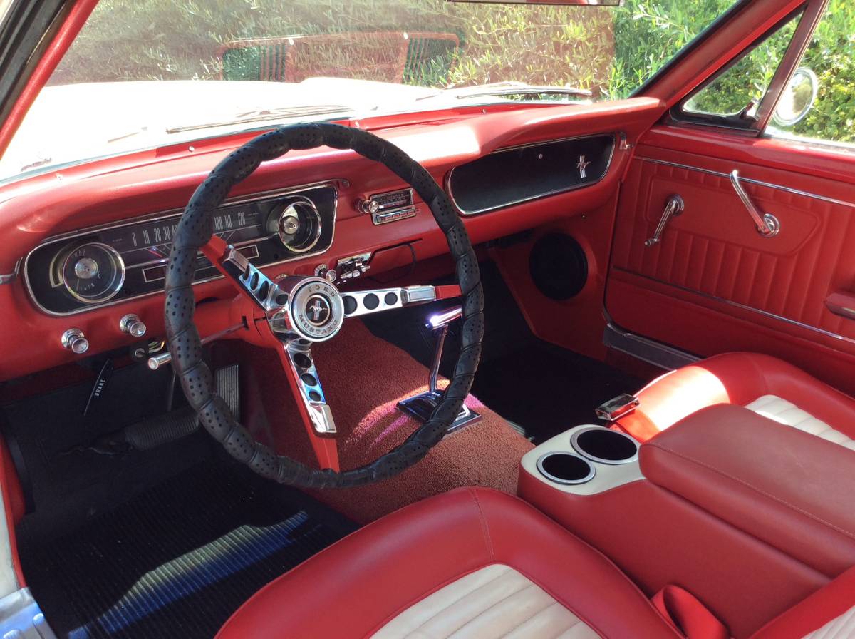 Ford-mustang-1965-white-4