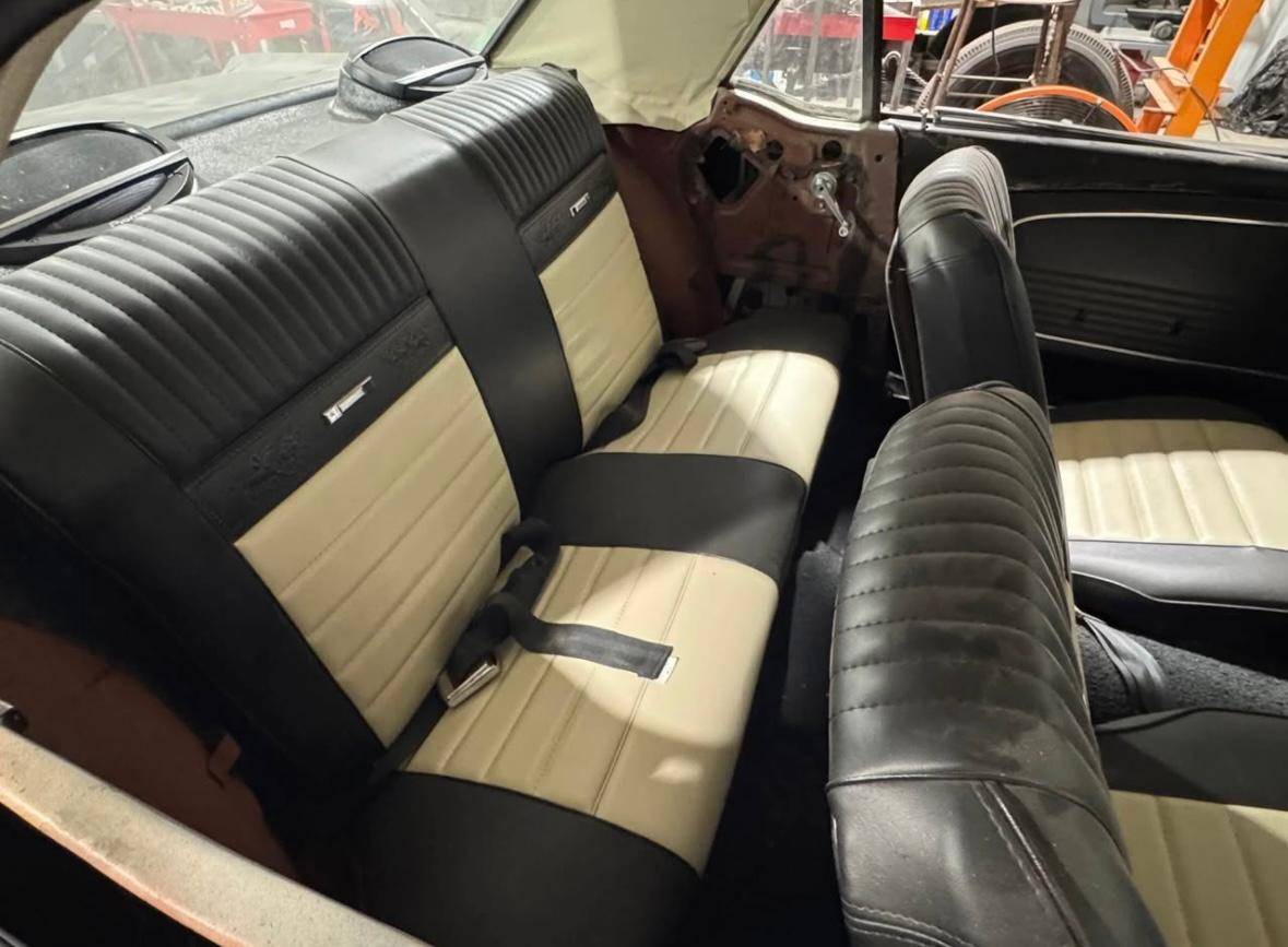 Ford-mustang-1966-custom-19