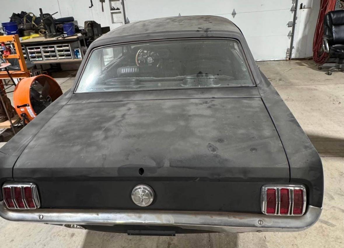 Ford-mustang-1966-custom-2