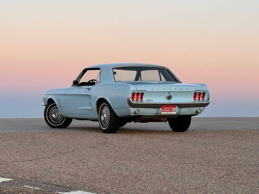 Ford-mustang-1967-white-4