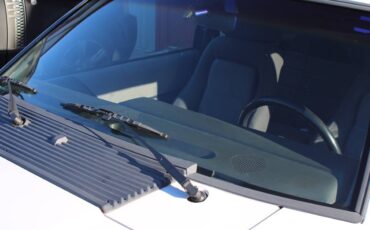 Ford-mustang-svo-1985-white-11