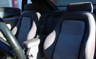 Ford-mustang-svo-1985-white-17