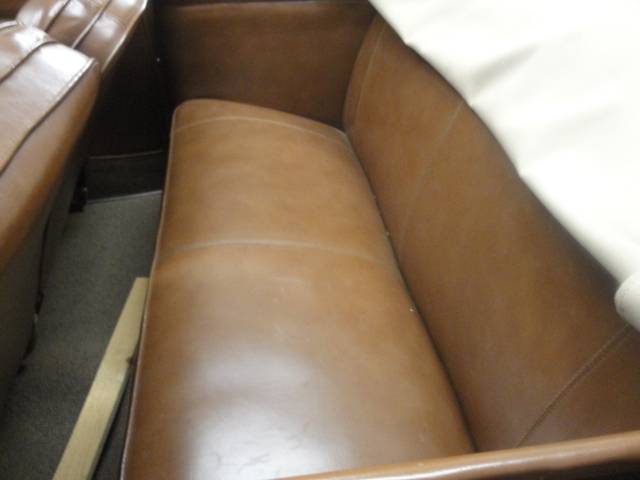 Ford-super-deluxe-convertible-1941-red-23