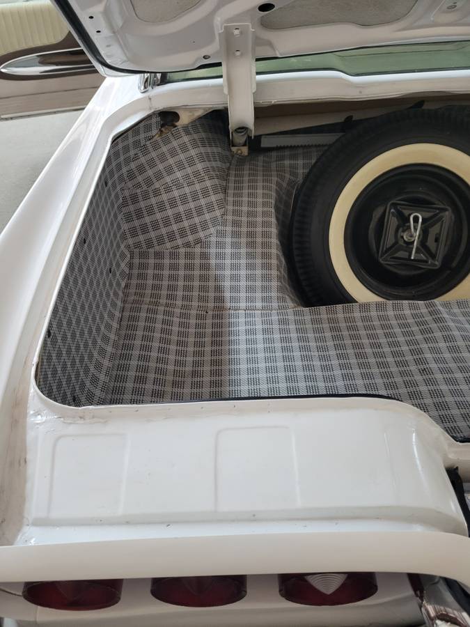 Ford-thunderbird-1960-white-22