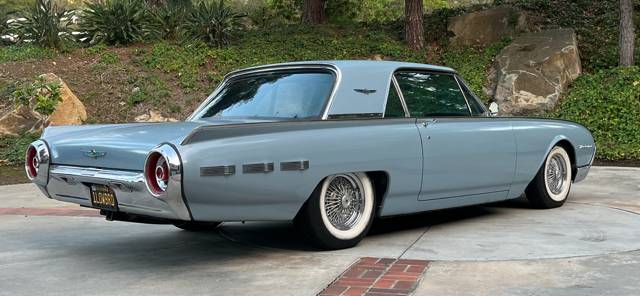 Ford-thunderbird-1962-3