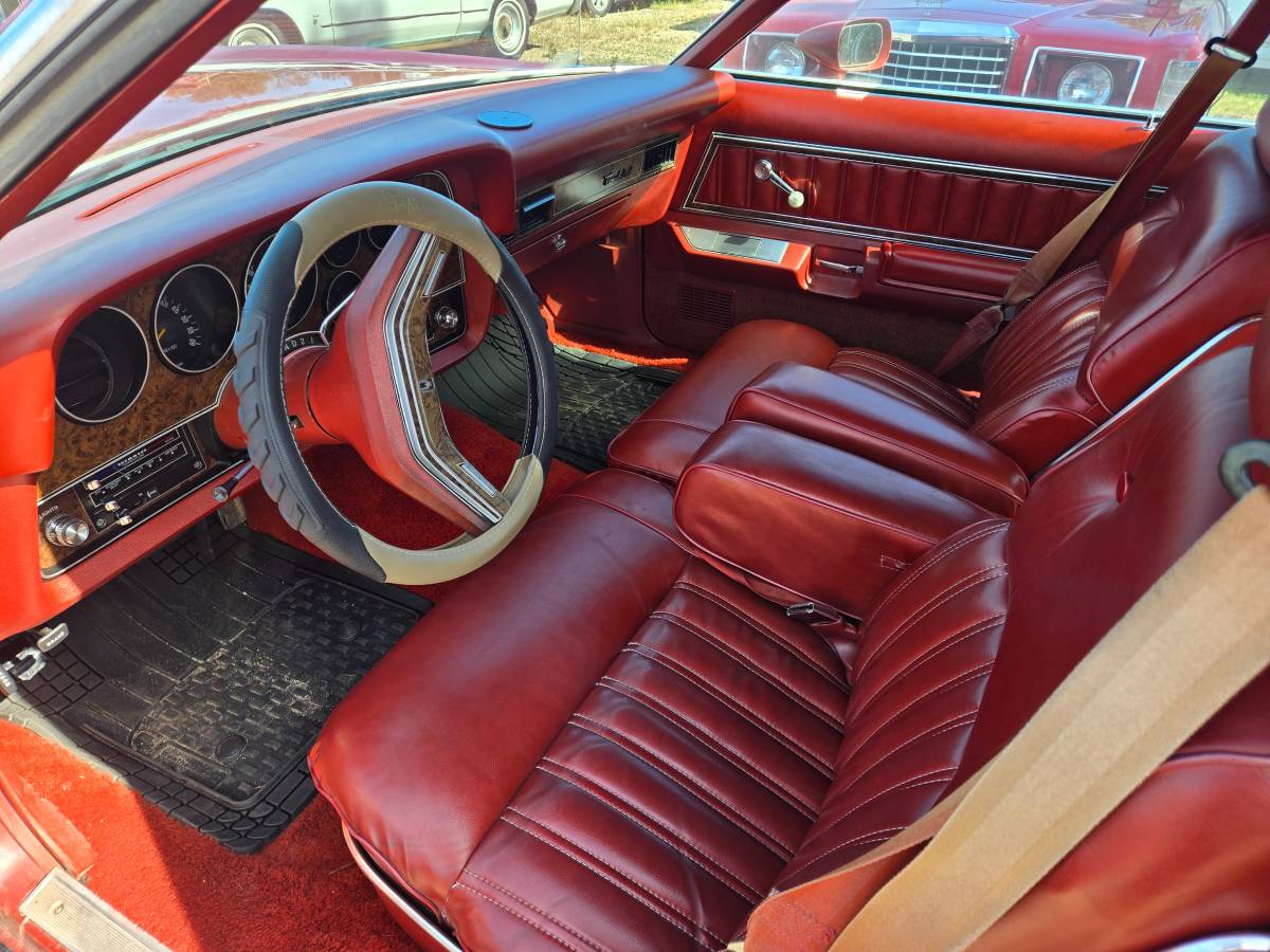 Ford-thunderbird-1978-red-13
