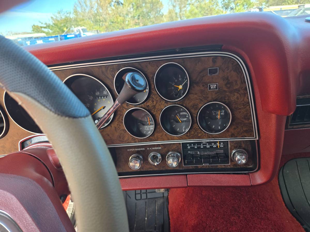 Ford-thunderbird-1978-red-19
