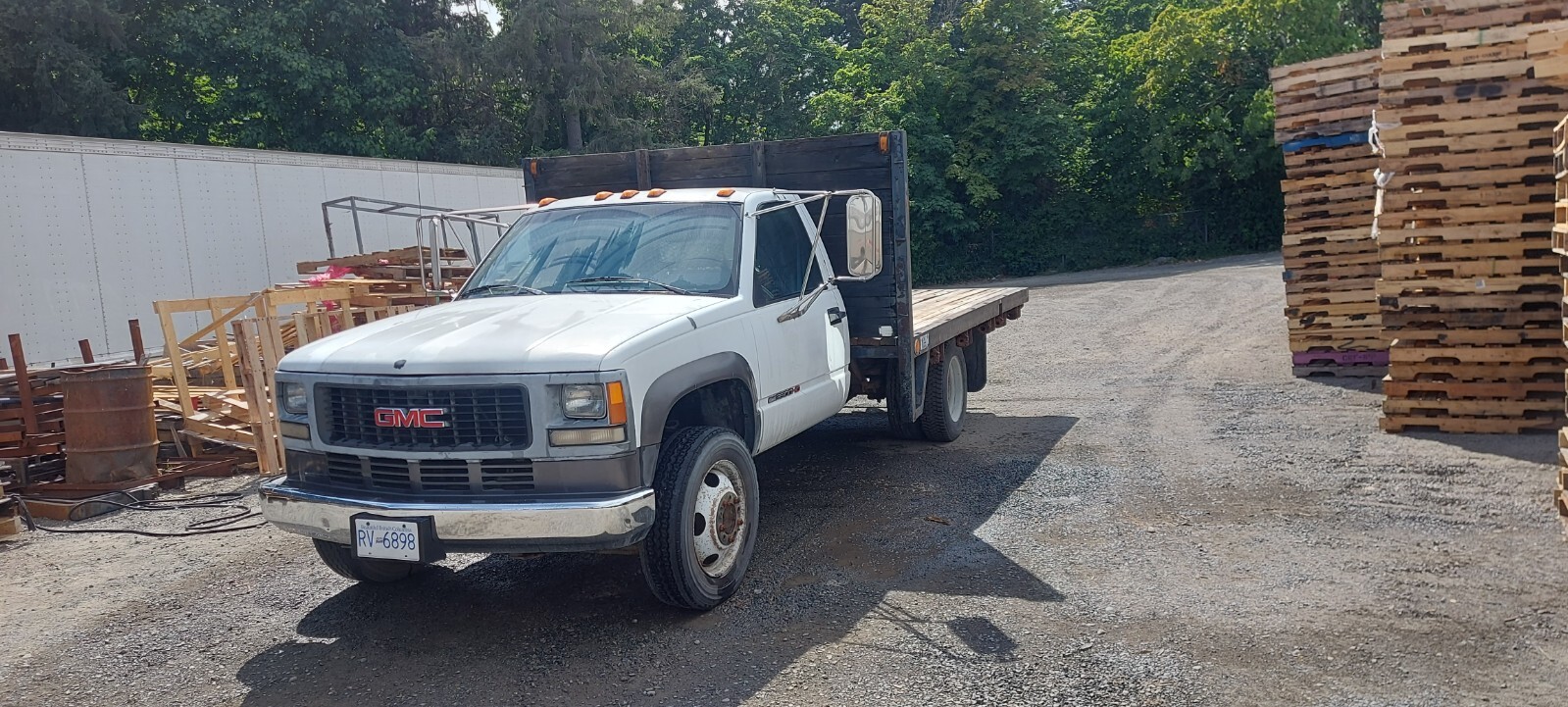 GMC-Sierra-3500-1994-Commercial-Vehicle-1
