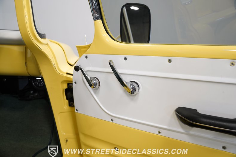 Gmc-3100-1956-Yellow-Green-2