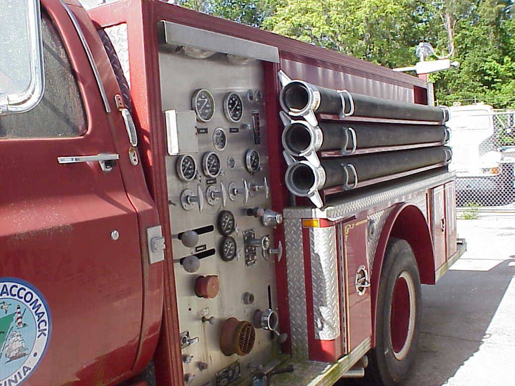 Gmc-6500-pumper-1976-red-1