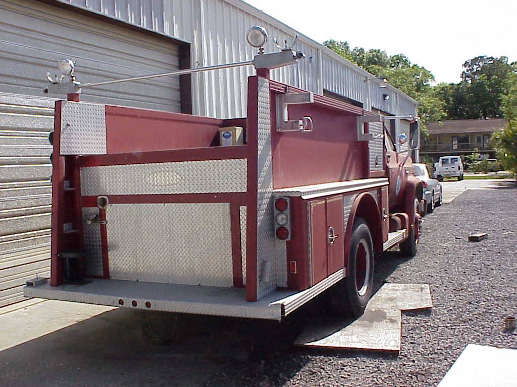Gmc-6500-pumper-1976-red-16
