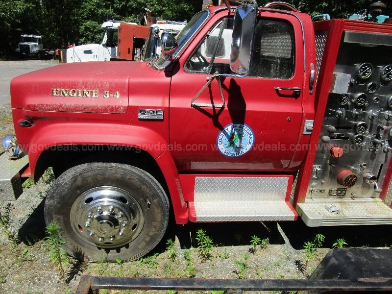Gmc-6500-pumper-1976-red-4