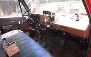 Gmc-6500-pumper-1976-red-9