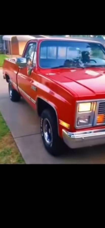 Gmc-sierra-1500-1985-red-11