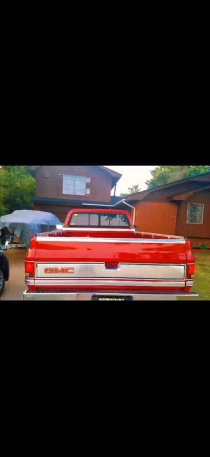 Gmc-sierra-1500-1985-red-7