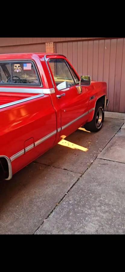 Gmc-sierra-1500-1985-red-9