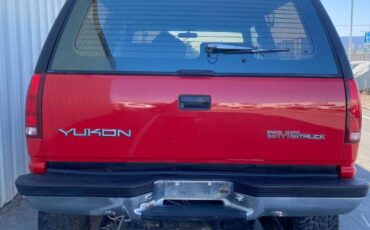 Gmc-yukon-1993-red-1