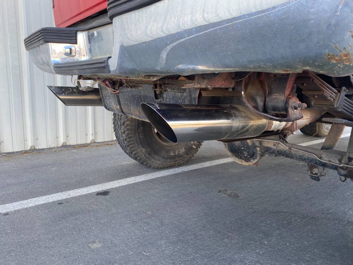 Gmc-yukon-1993-red-11