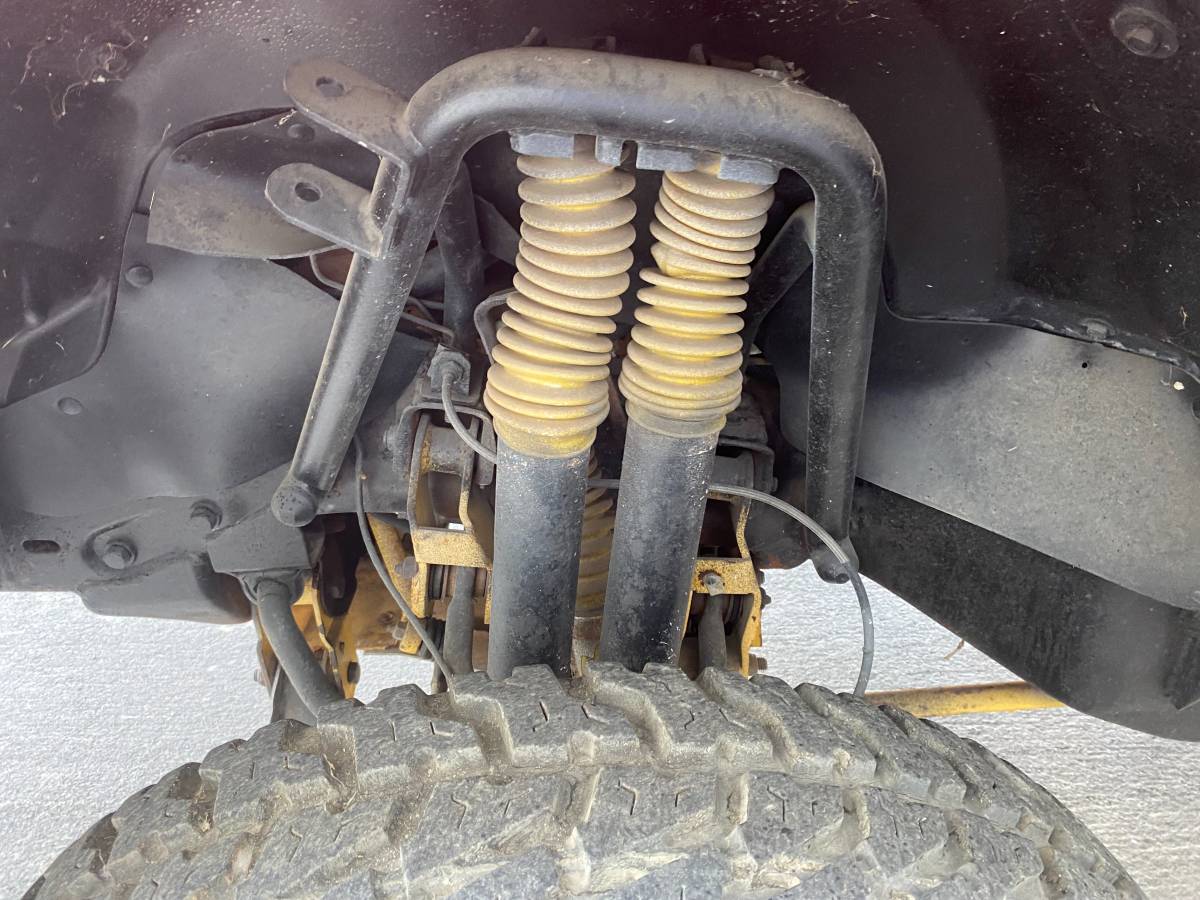 Gmc-yukon-1993-red-12