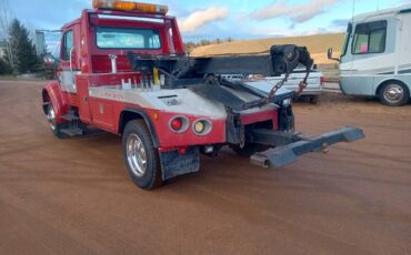 International-4700-diesel-1995-red-1