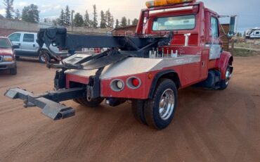 International-4700-diesel-1995-red-3