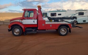 International-4700-diesel-1995-red