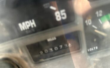 International-4700-diesel-1996-white-10