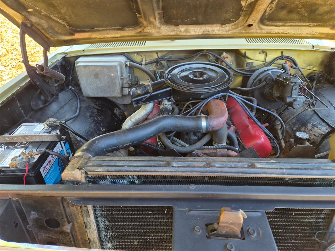 International-Harvester-1975-Pea-Green-Beige-2