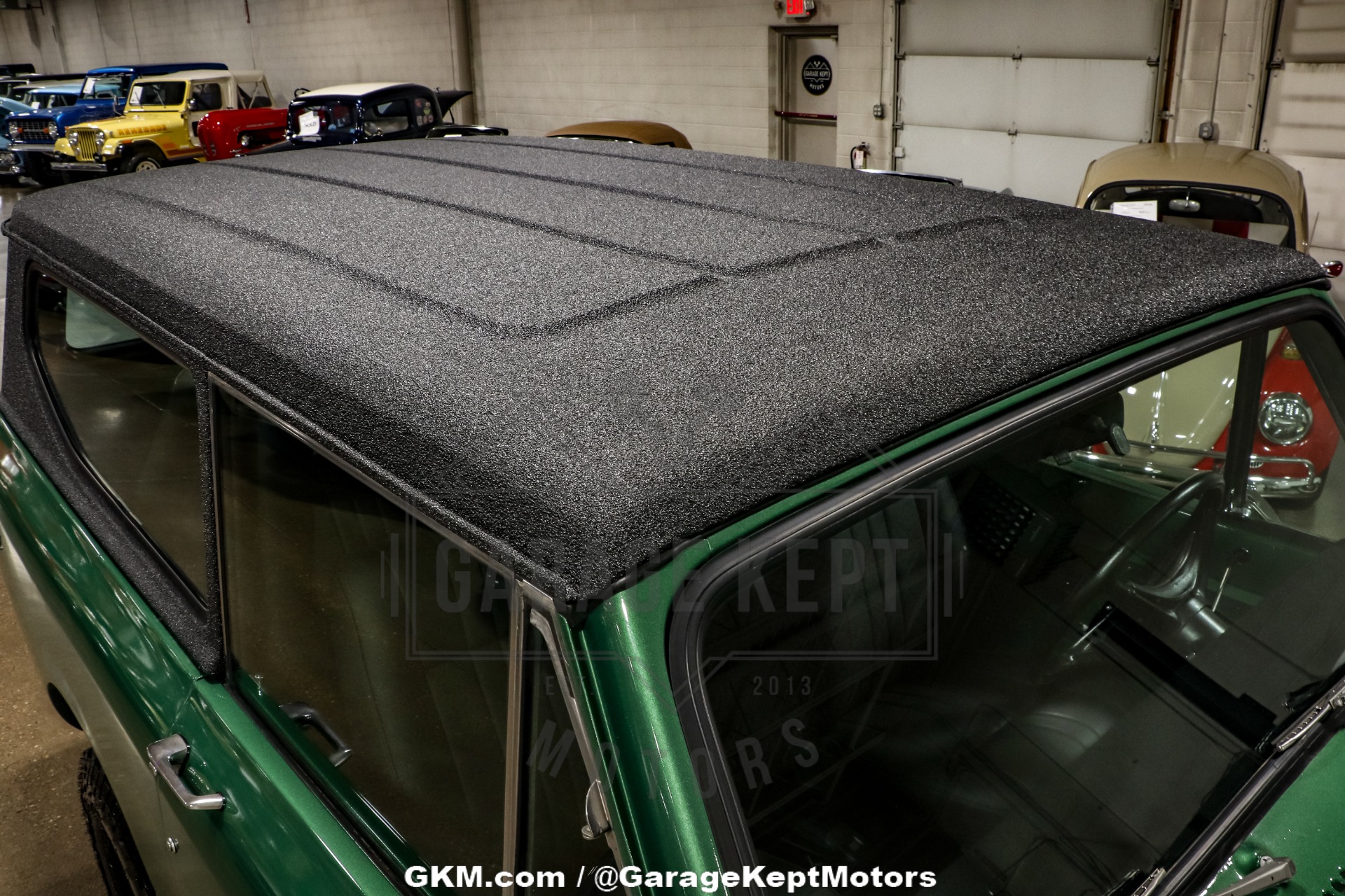 International-Scout-1975-Green-Black-3